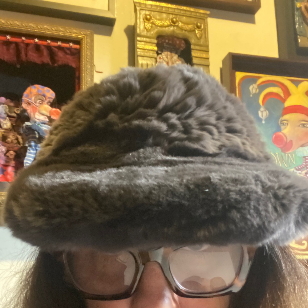 Elegant Gray Rabbit Fur Women's Hat/Cap - Picture 2 of 5